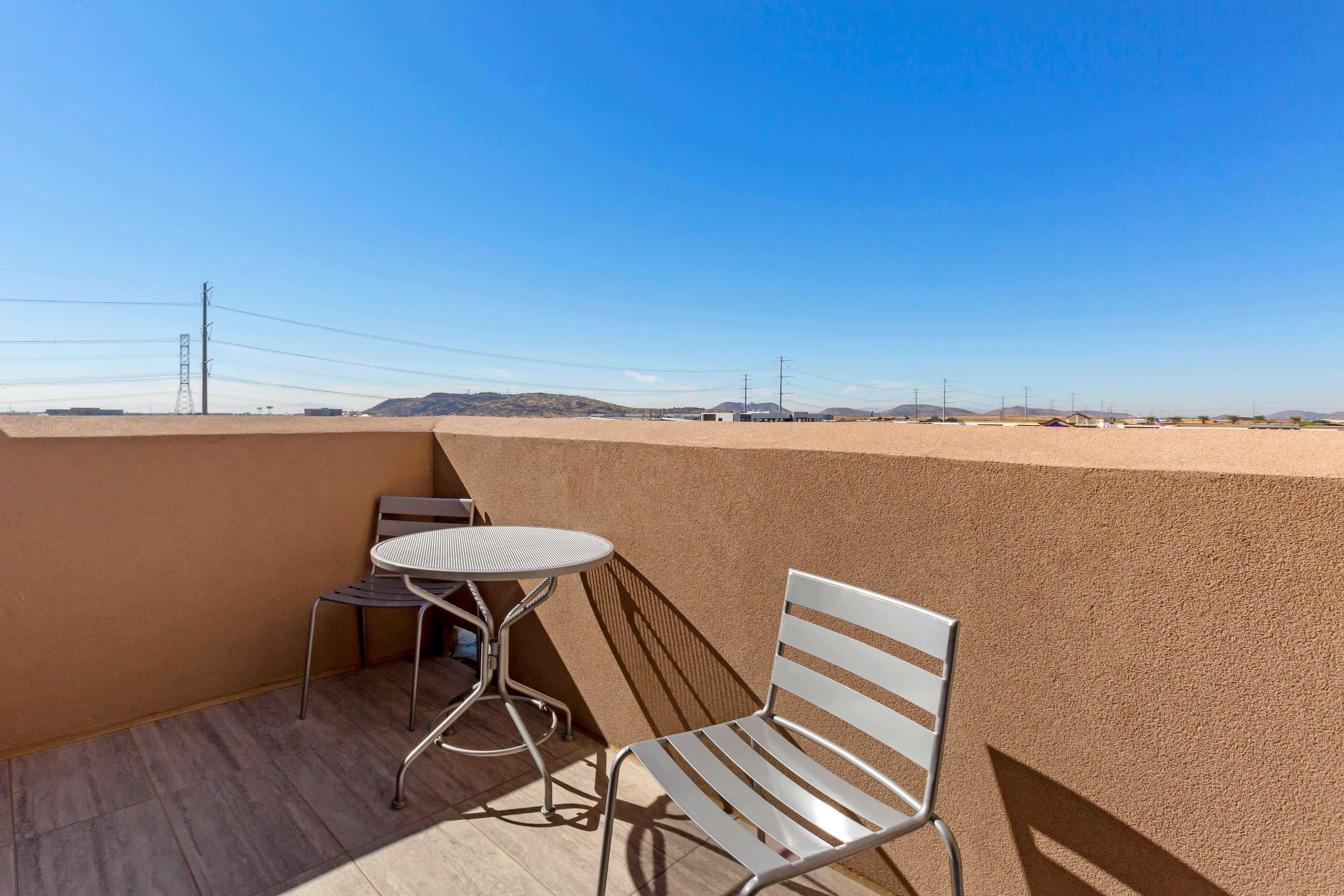 Best Western Plus Executive Residency Phoenix North Happy Valley Exterior foto