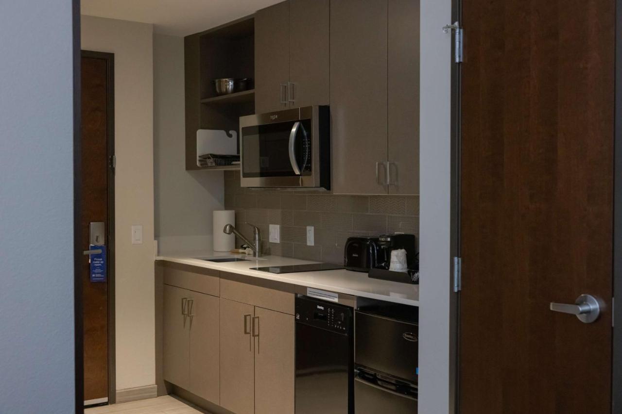 Best Western Plus Executive Residency Phoenix North Happy Valley Exterior foto