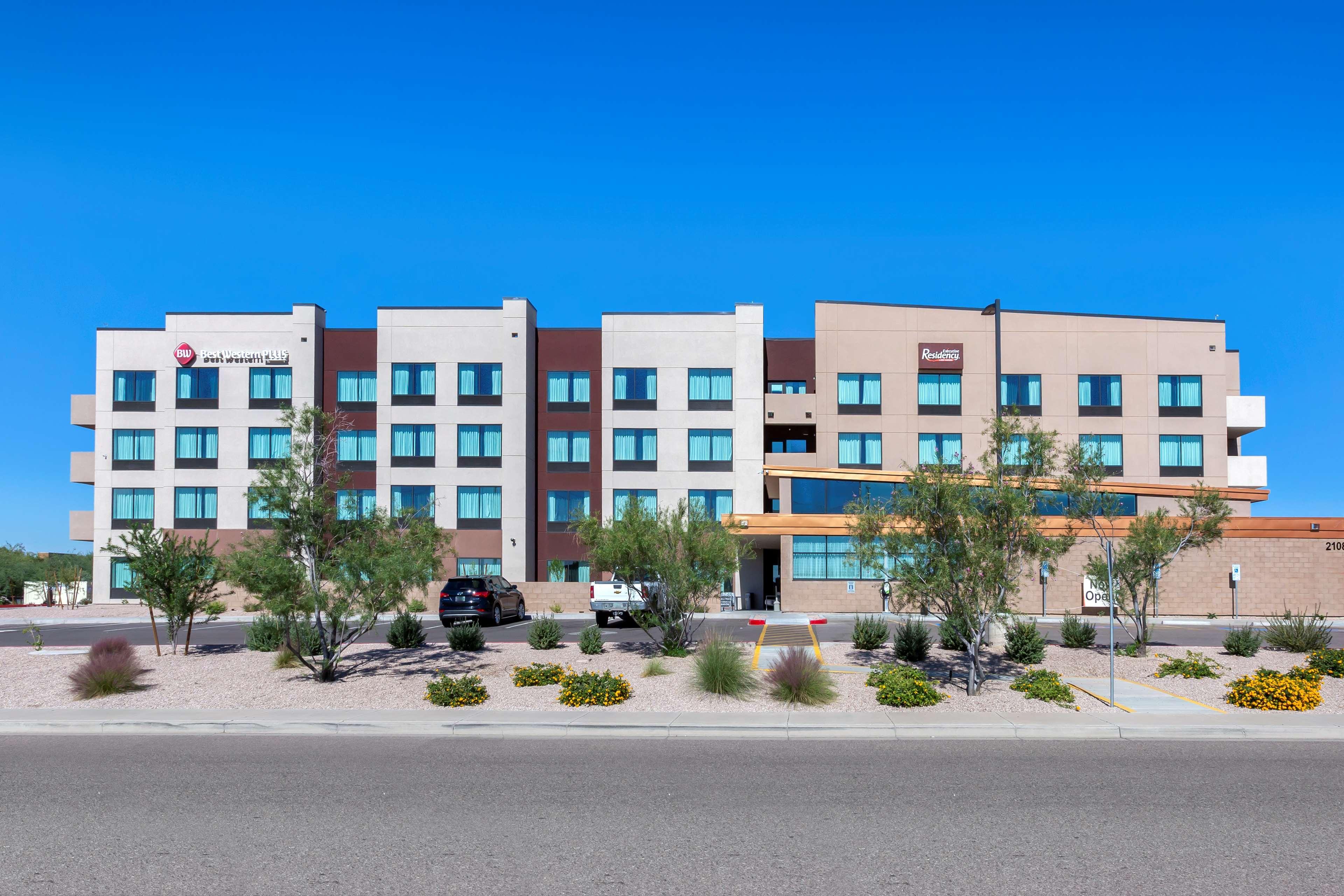 Best Western Plus Executive Residency Phoenix North Happy Valley Exterior foto