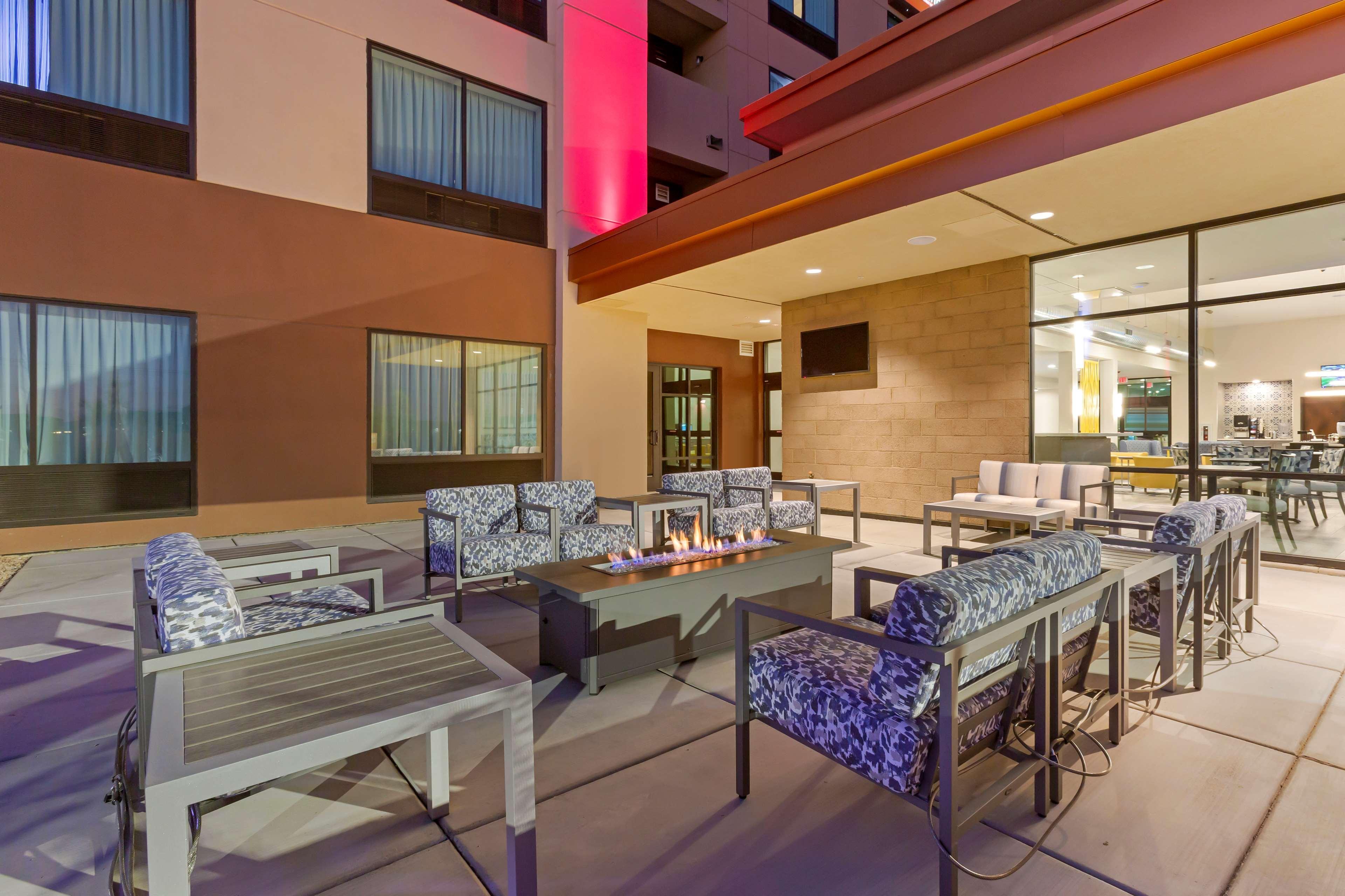 Best Western Plus Executive Residency Phoenix North Happy Valley Exterior foto