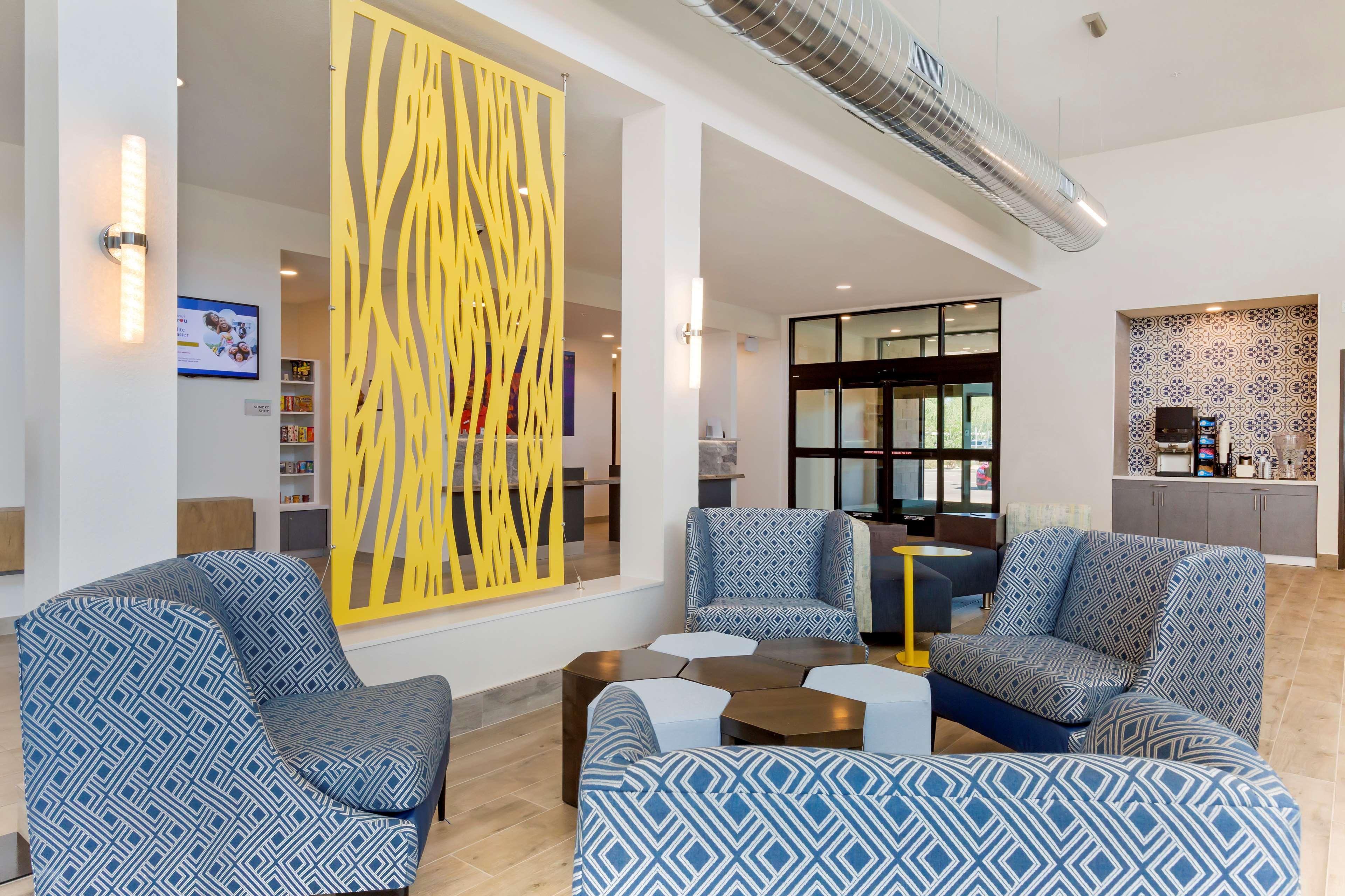 Best Western Plus Executive Residency Phoenix North Happy Valley Exterior foto